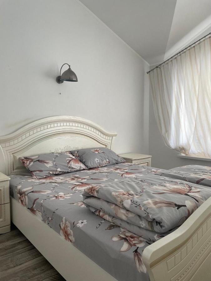 Comfort Place In The City Centre Ivano Frankivsk Bagian luar foto